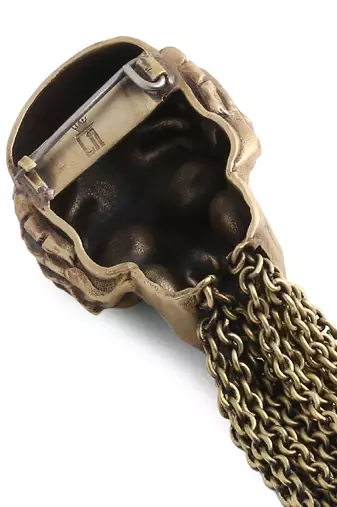 The Kikazaru Inspired Skull Brooch