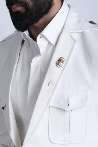 The Crowned King Lapel pin