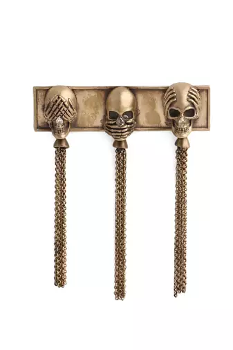 The Three Skulls Brooch