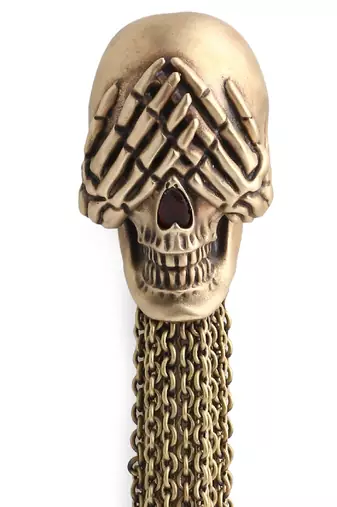 The Mizaru Inspired Skull Brooch