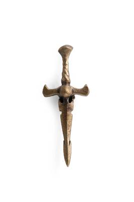 Vintage Sword Collar Tips 3