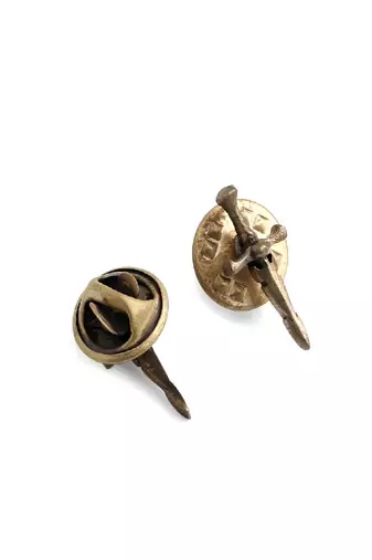 Vintage Sword Collar Tips