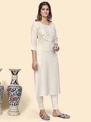Vbuyz Women'S Embroidered & Mirror Straight Fancy Rayon White Stitched Kurta 5