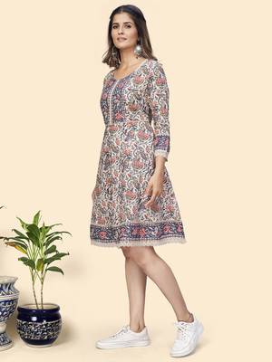 Vbuyz Women'S Floral Print Flared Cotton Beige Stitched kurti 4