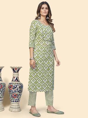 Vbuyz Women'S Printed & Embroidered Straight Cotton Green Stitched Kurta Pant With Dupatta 5