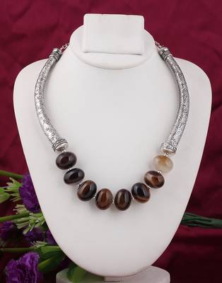 Brown agate necklaces 1