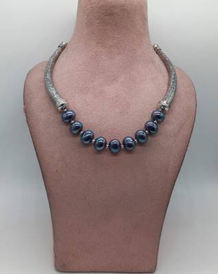 Black pearl necklaces 2