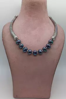 Black pearl necklaces