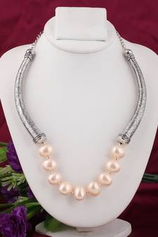 Pink pearl necklaces