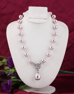 Pink pearl necklaces 1