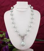 Green pearl necklaces