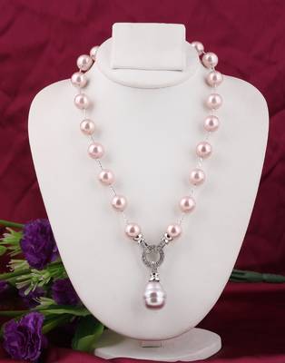 Pink pearl necklaces 1