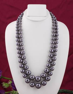 Black pearl necklaces 1