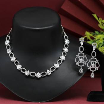 Silver necklace-sets 1