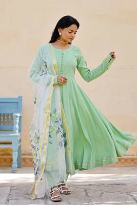 Solid green anarkali suit set with hand painted organza dupatta 3