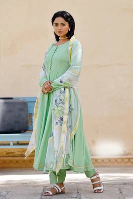 Solid green anarkali suit set with hand painted organza dupatta 4
