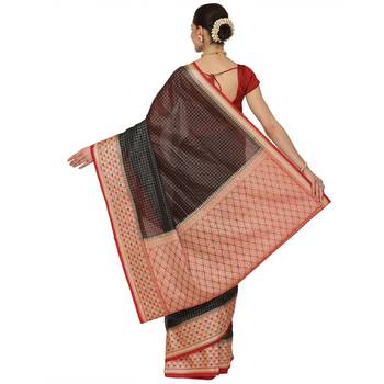 Black woven cotton saree with blouse 2