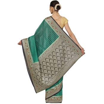 Green woven cotton saree with blouse 2