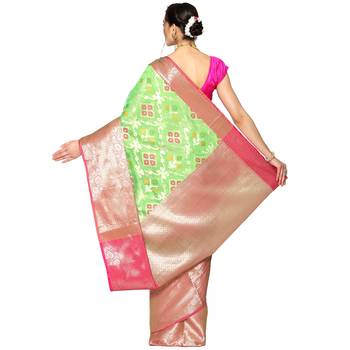 Green woven Faux kanchipuram silk saree with blouse 2