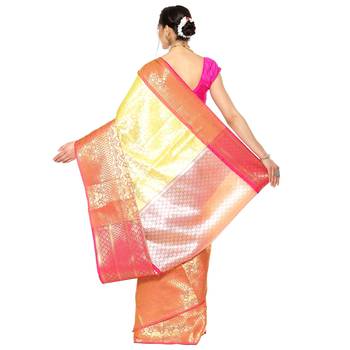 Gold woven kanchipuram silk saree with blouse 2