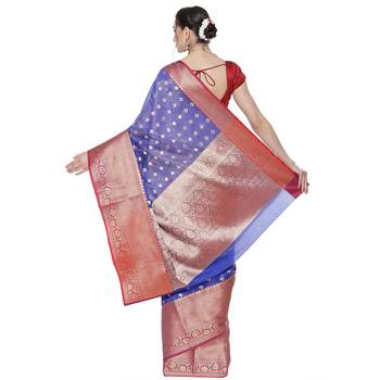 Blue woven kanchipuram silk saree with blouse 2