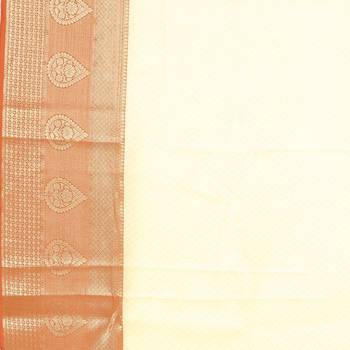 Yellow woven kanchipuram silk blend saree with blouse 4