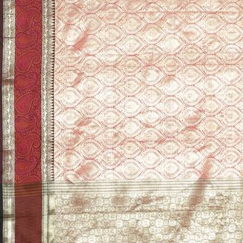 Pink woven kanchipuram silk saree with blouse 4