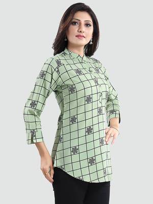 Green printed crepe short-kurtis 2
