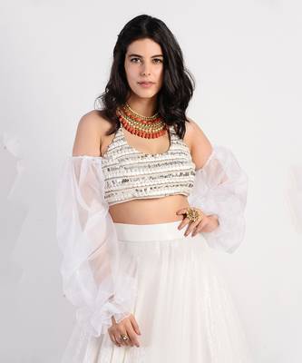 Pearl Daisy white Lehenga 4