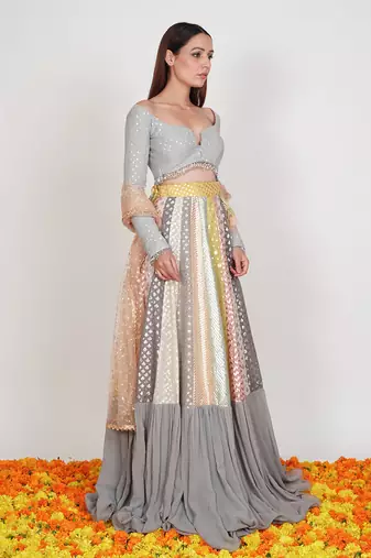 pastel gery seerat lehenga
