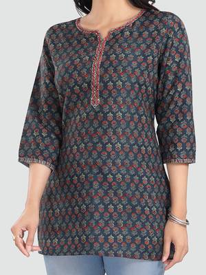 Navy-blue printed rayon short-kurtis 4