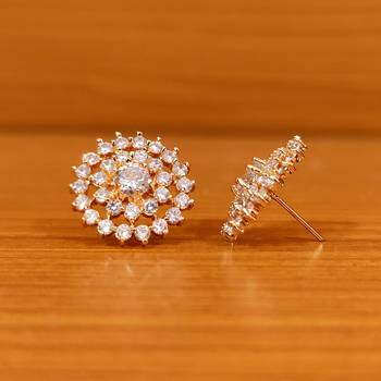 White cubic zirconia studs 3