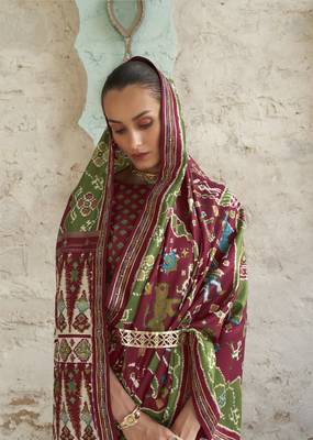 Maroon printed silk saree with blouse 2