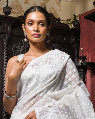 White Weaved Jamdani With White Thread 3