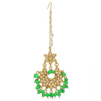 Kundan Moti Gold Platted Wedding Maang Tikka and Earrings Set for Women Girls 4