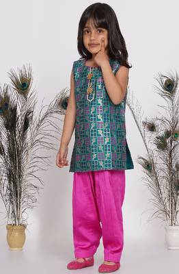 Little Bansi Bird Print Banarsi Kurta with Salwar and Dupatta - Peacock Green and Rani 4