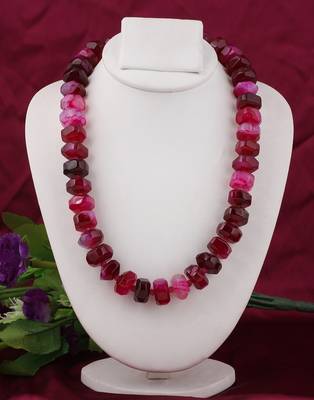 Blue pearl necklaces 1