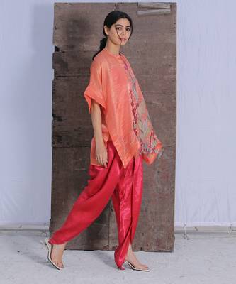 Linen Embroidered Pink Kurta Sets 6