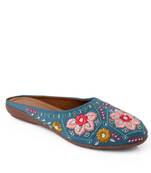Kiana Women's Embroidered Grey Canvas Round Toe Bellies