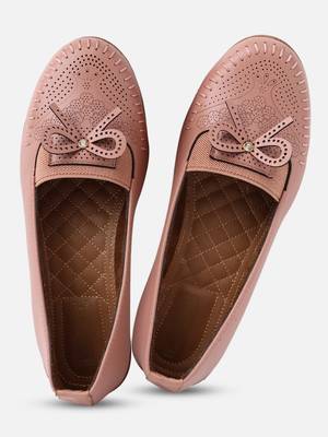 Kiana Women's Peach Canvas Laser cut Round Shape Casual Bellies 2