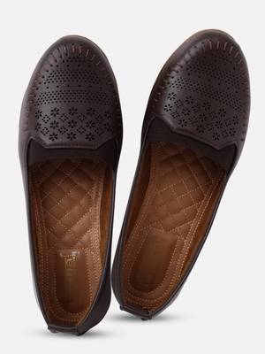Kiana Women's Brown Canvas Laser cut Round Shape Casual Bellies 2