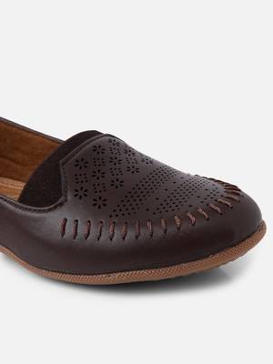 Kiana Women's Brown Canvas Laser cut Round Shape Casual Bellies 3
