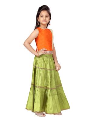 Green plain silk stitched lehenga 2