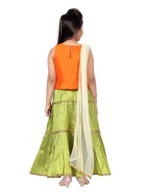 Green plain silk stitched lehenga 3