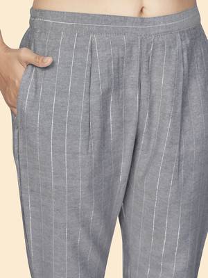 Vbuyz Women'S Print & Embroidered Straight Cotton Light Grey Stitched Kurta Pant With Dupatta 8