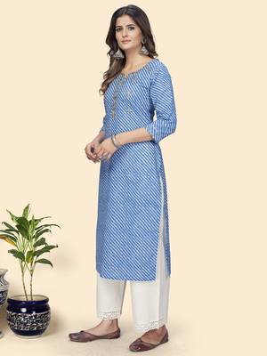 Vbuyz Women'S Print & Gota Work Straight Cotton Blue Stitched Kurta 4