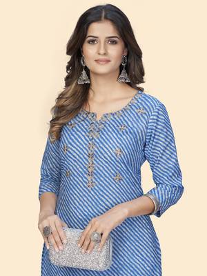Vbuyz Women'S Print & Gota Work Straight Cotton Blue Stitched Kurta 6
