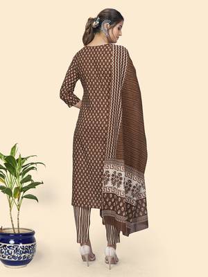 Vbuyz Women'S Print & Embroidered Straight Cotton Brown Stitched Kurta Pant With Dupatta 3