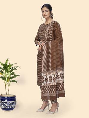 Vbuyz Women'S Print & Embroidered Straight Cotton Brown Stitched Kurta Pant With Dupatta 4