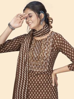 Vbuyz Women'S Print & Embroidered Straight Cotton Brown Stitched Kurta Pant With Dupatta 6
